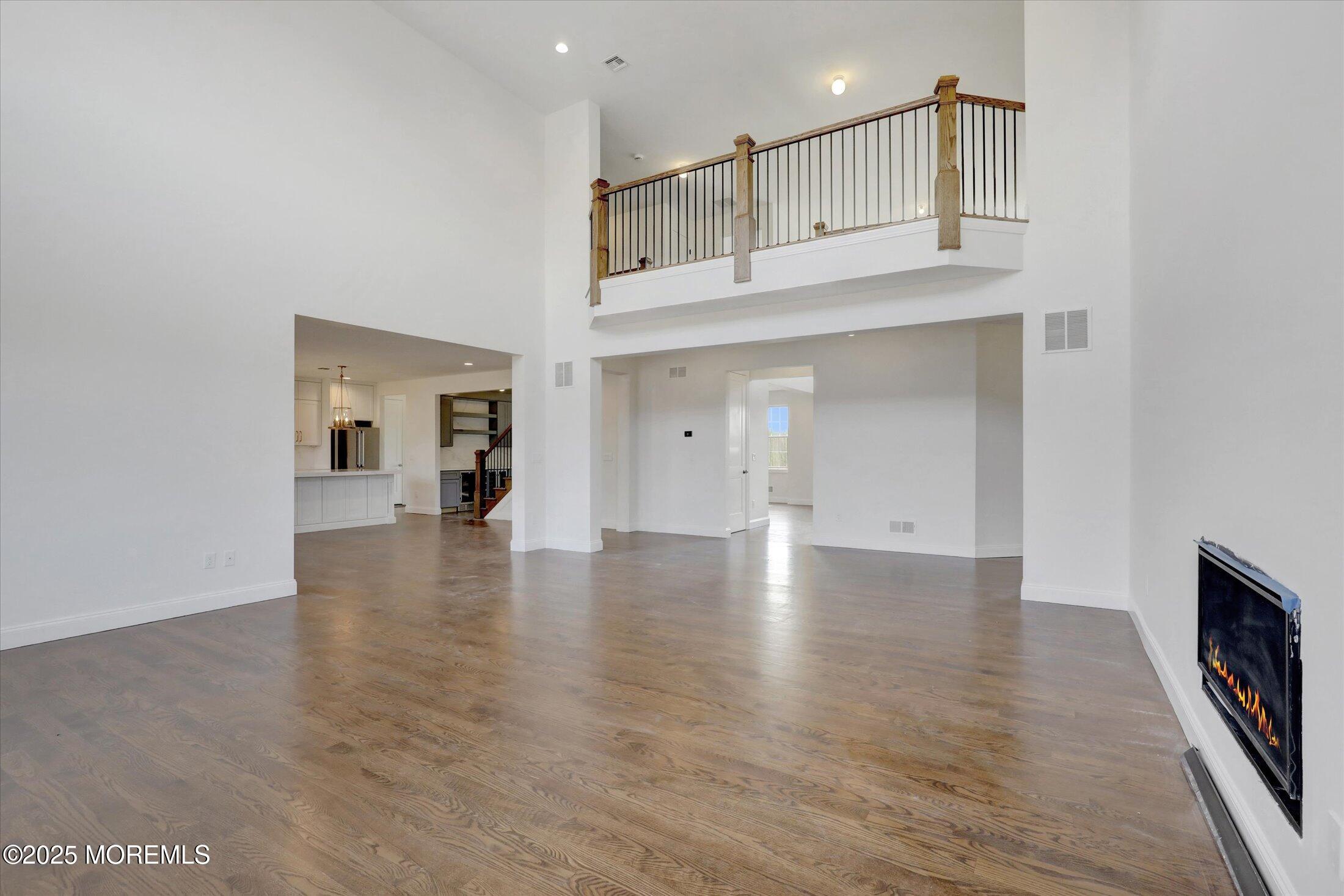 11 Cook Court Millstone Township, NJ 08535 - Photo 19 of 64 11-Family Room