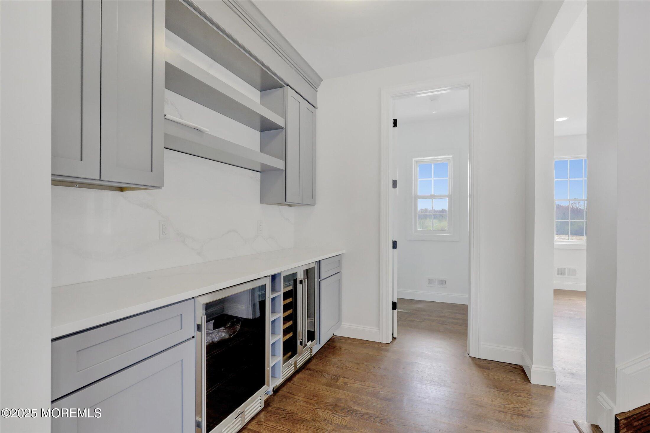 11 Cook Court Millstone Township, NJ 08535 - Photo 30 of 64 22-Butler's Pantry