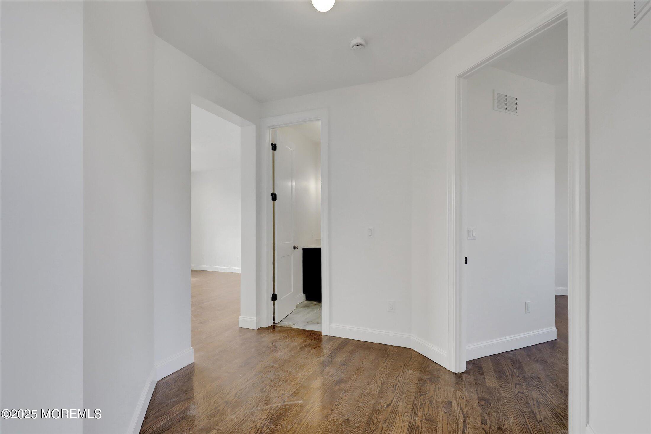 11 Cook Court Millstone Township, NJ 08535 - Photo 39 of 64 31-Hallway