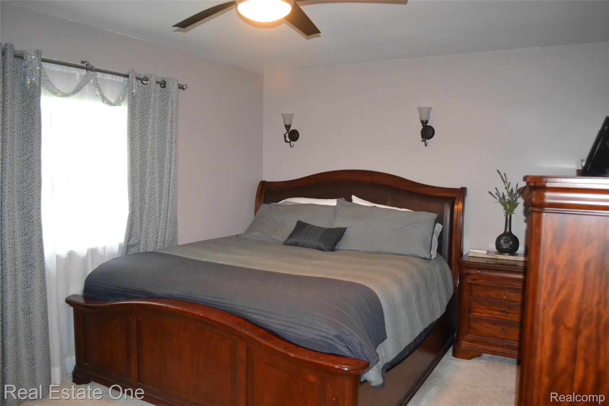 5313 Dunster Road Grand Blanc, MI 48439 - Photo 8 of 27 DSC_7147.JPG