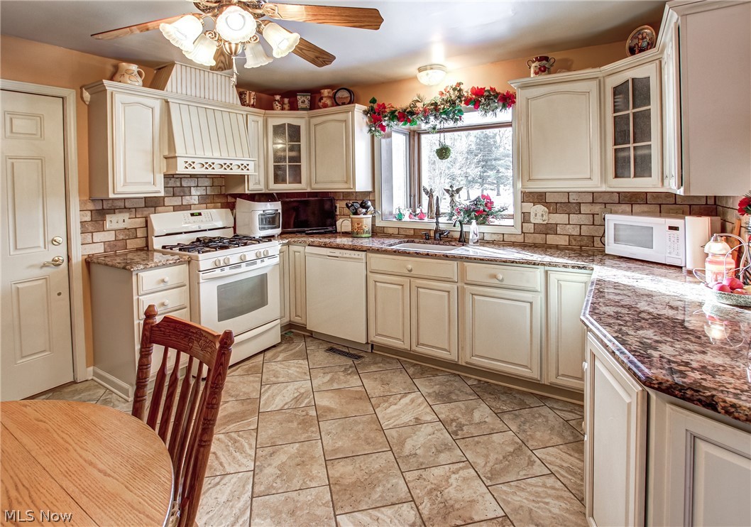7563 Midland Road Independence, OH 44131 - Photo 4 of 34 Gallery Image 4