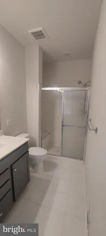 an empty room with closet