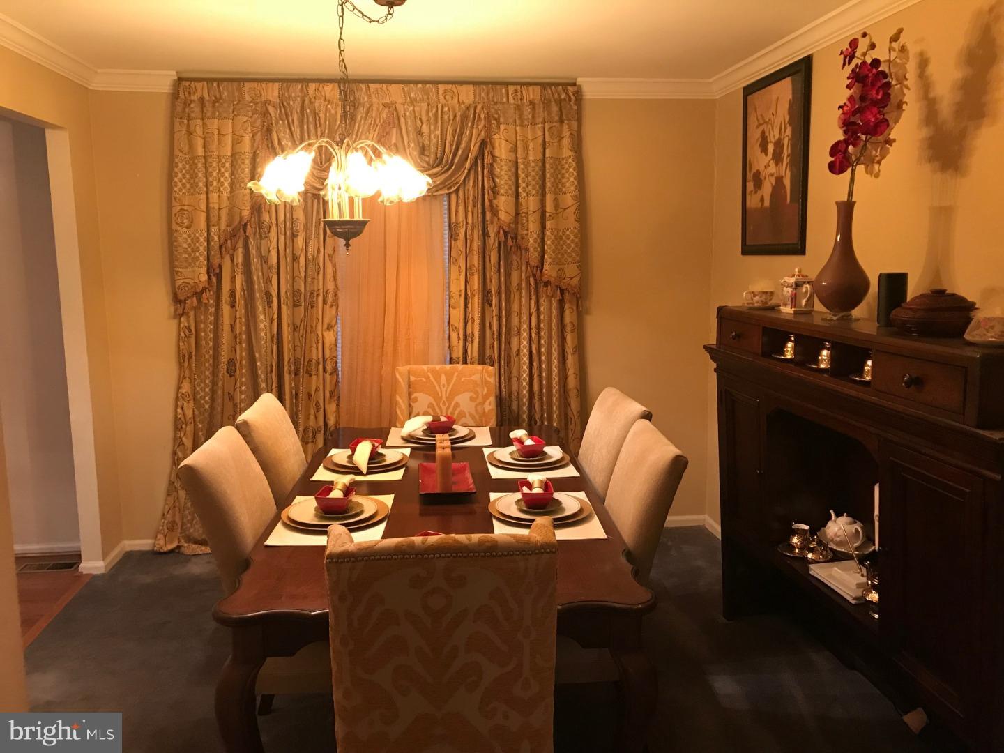 750 Bridgeview Road Langhorne, PA 19053 - Photo 7 of 25 Dining Room