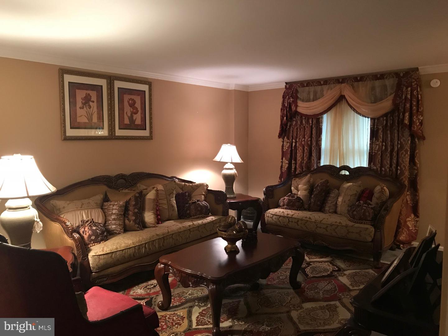 750 Bridgeview Road Langhorne, PA 19053 - Photo 8 of 25 Family Room