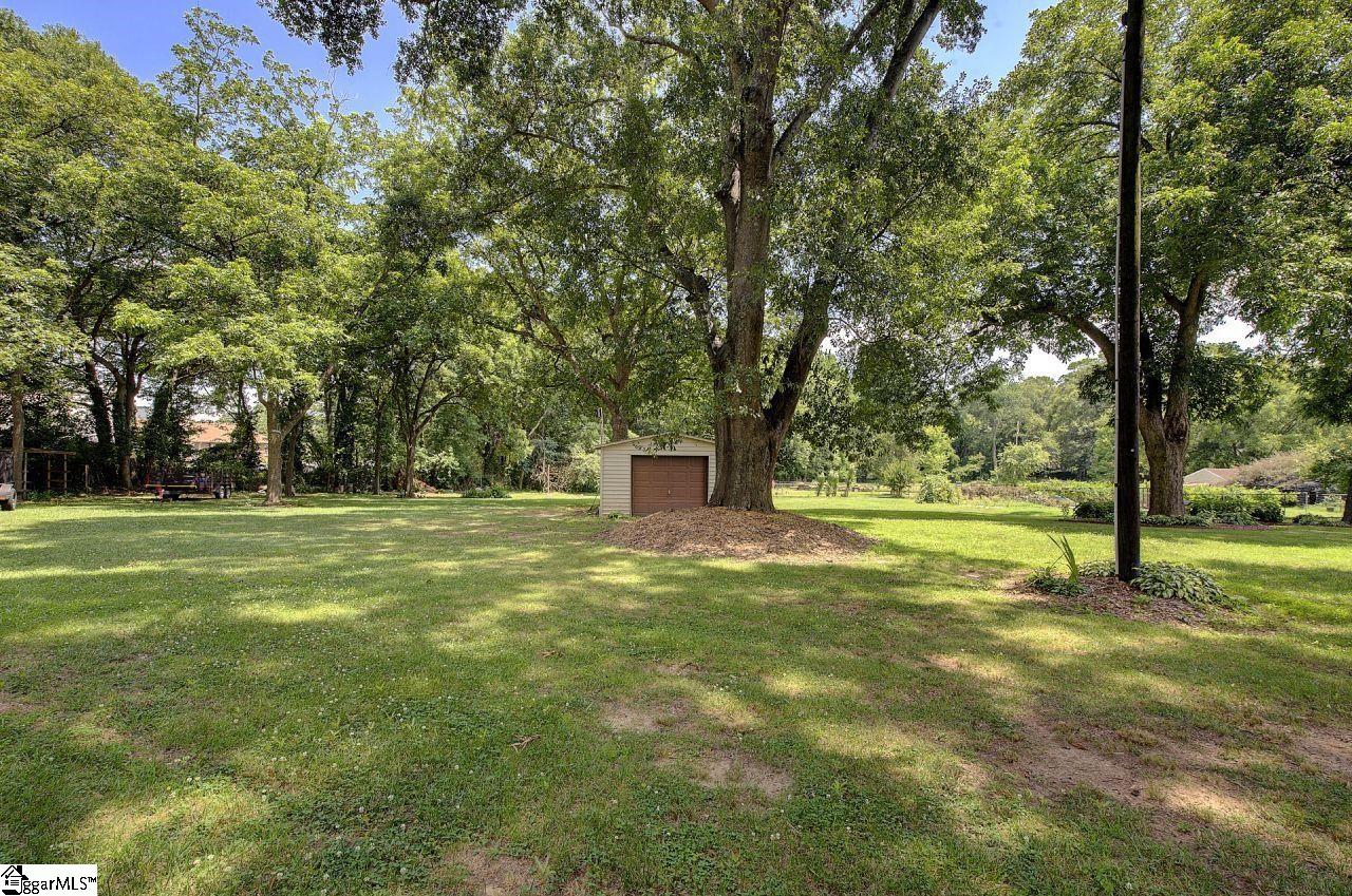 202 Ridgecrest Court Simpsonville, SC 29680 - Photo 10 of 49
