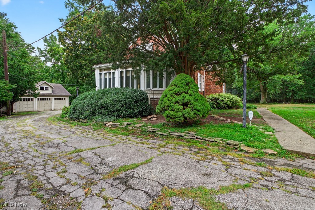 27511 White Road Wickliffe, OH 44092 - Photo 28 of 31 Gallery Image 28