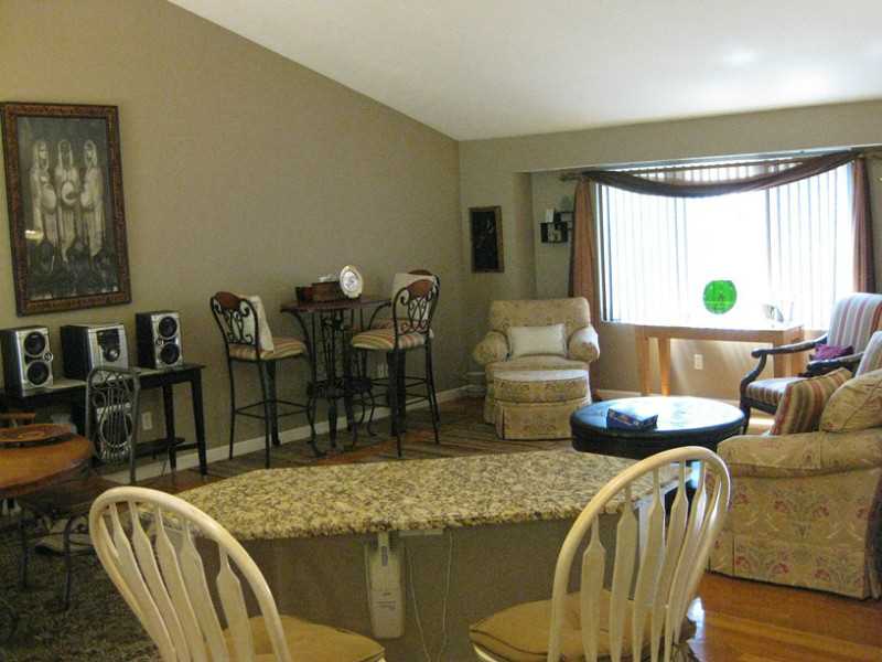 308 Congress Street Woonsocket, RI 02895 - Photo 11 of 16 Living Room.