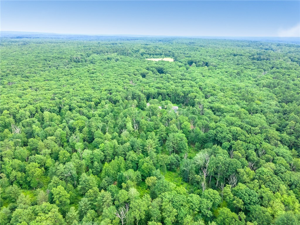 36 Bungy Road Glocester, RI 02857 - Photo 4 of 46