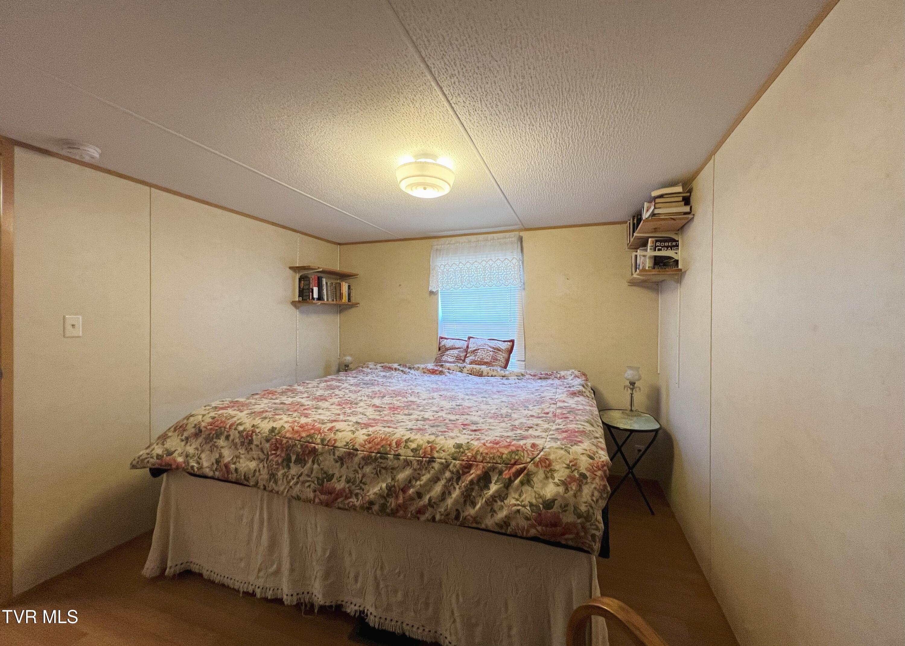 7545 Cedar Creek Road, Unit 5 Greeneville, TN 37743 - Photo 72 of 83 MH Bedroom 1
