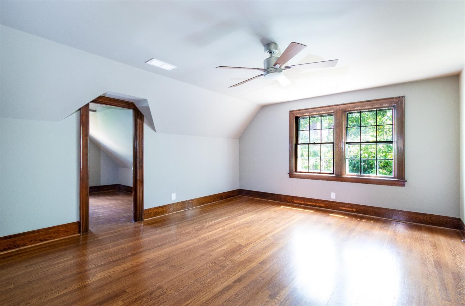 1490 Tates Creek Road Lexington, KY 40502 - Photo 25 of 37 Photo 25