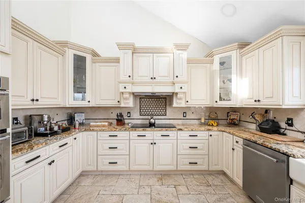 $9,000 | 850 South Lake Boulevard, Mahopac, NY 10541