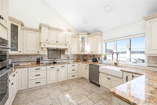 $9,000 | 850 South Lake Boulevard, Mahopac, NY 10541