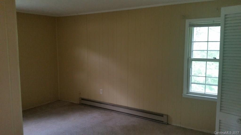 338 Mitchell Road Sylva, NC 28779 - Photo 5 of 8 Gallery Image 5