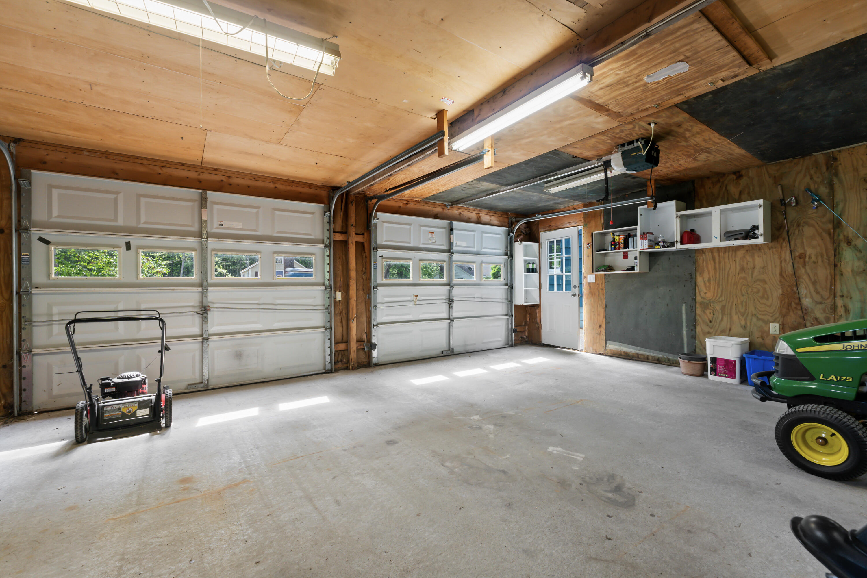 90 Tedford Road Topsham, ME 04086 - Photo 21 of 29 2 Car Garage