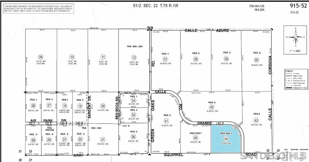 39470 Calle Rio Grande Trail, Unit 7 Temecula, CA 92592 - Photo 20 of 28 a picture of a bathroom with a shower
