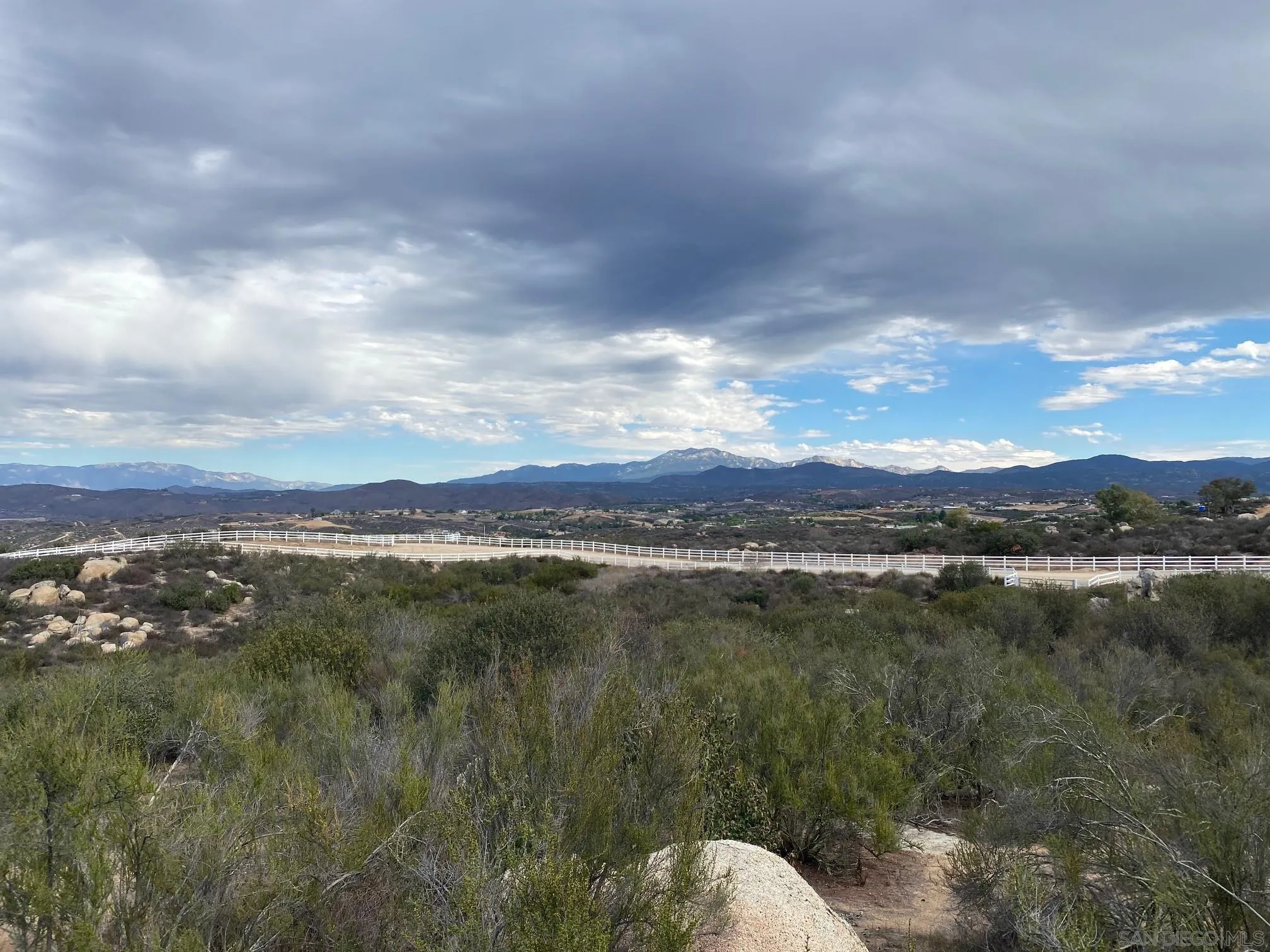 39470 Calle Rio Grande Trail, Unit 7 Temecula, CA 92592 - Photo 24 of 28 a view of lake with mountain