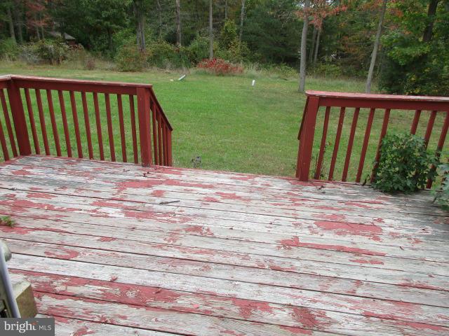 22 Carpenters Point Road Charlestown, MD 21914 - Photo 20 of 23 Deck and back yard