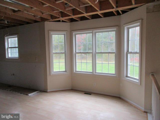 22 Carpenters Point Road Charlestown, MD 21914 - Photo 7 of 23 Kitchen eating area