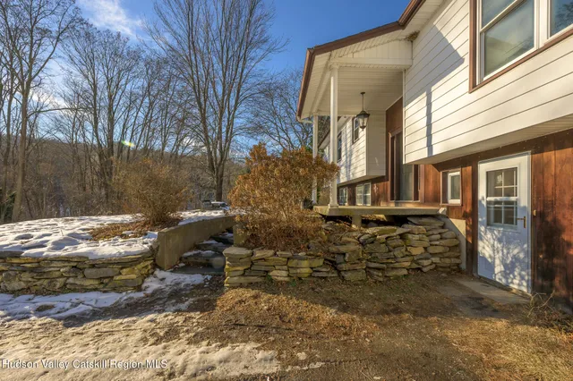 $589,900 | 66 Anthony Street, Hillsdale, NY 12529