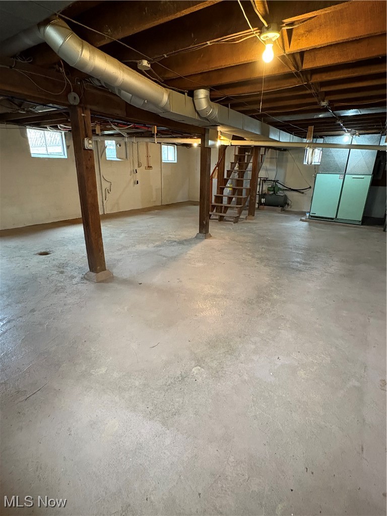 9801 Clay Pike Road Byesville, OH 43723 - Photo 25 of 27 Below grade area featuring stairs