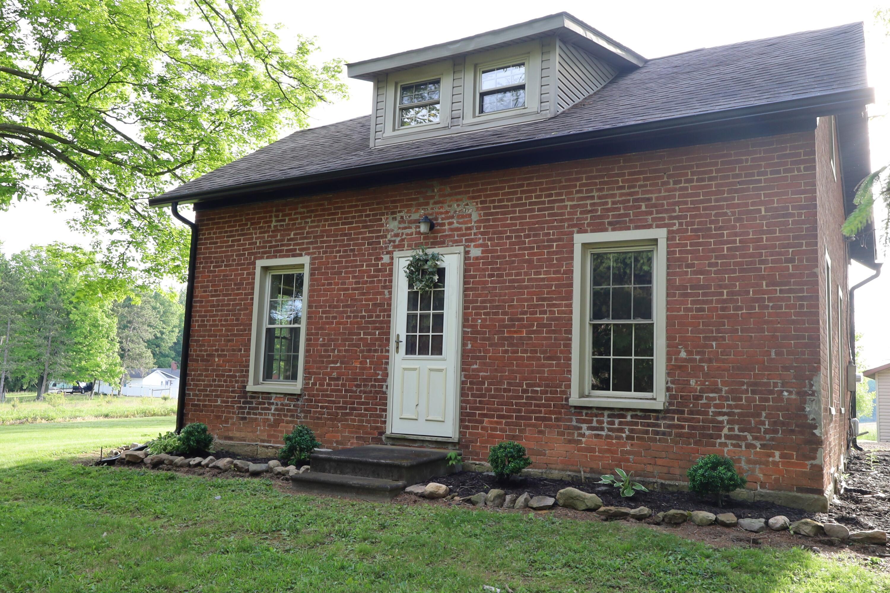 6550 Newark Road Mount Vernon, OH 43050 - Photo 2 of 12 IMG_4536