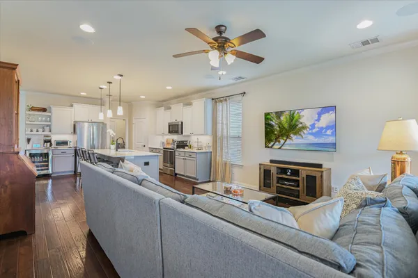 $425,000 | 3709 Tranquil Lane, Austin, TX 78728