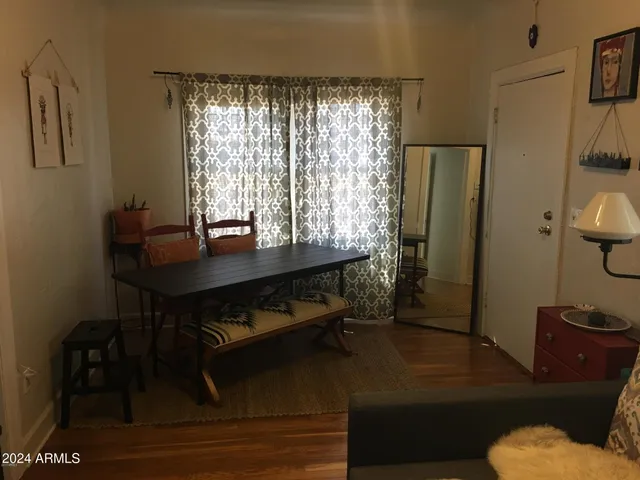 $1,250 | 2201 North Edgemere Street, Phoenix, AZ 85006