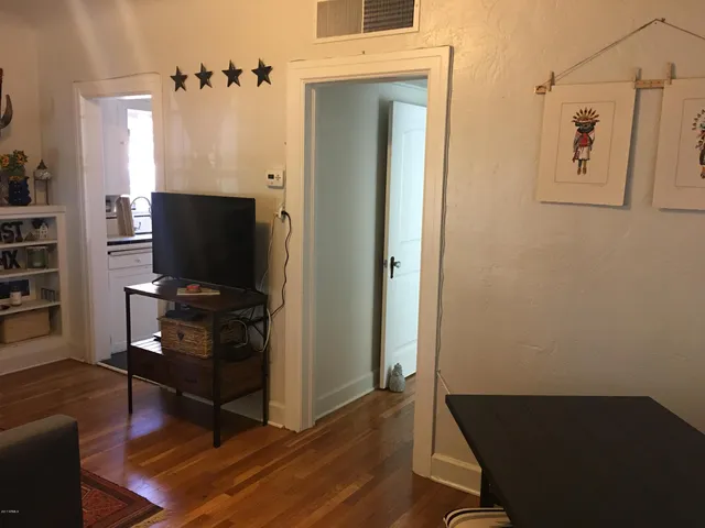 $1,250 | 2201 North Edgemere Street, Phoenix, AZ 85006