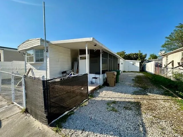 $320,000 | 13491 Southwest 7th Place, Davie, FL 33325