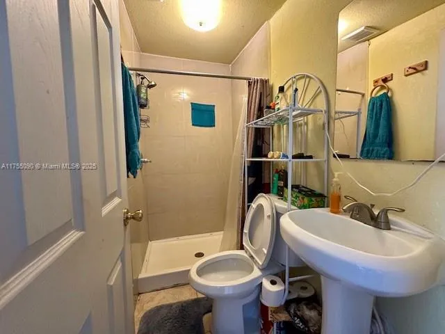 $320,000 | 13491 Southwest 7th Place, Davie, FL 33325