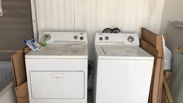 $320,000 | 13491 Southwest 7th Place, Davie, FL 33325