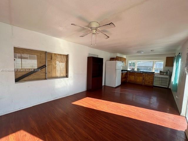 13491 Southwest 7th Place Davie, FL 33325 - Photo 4 of 21