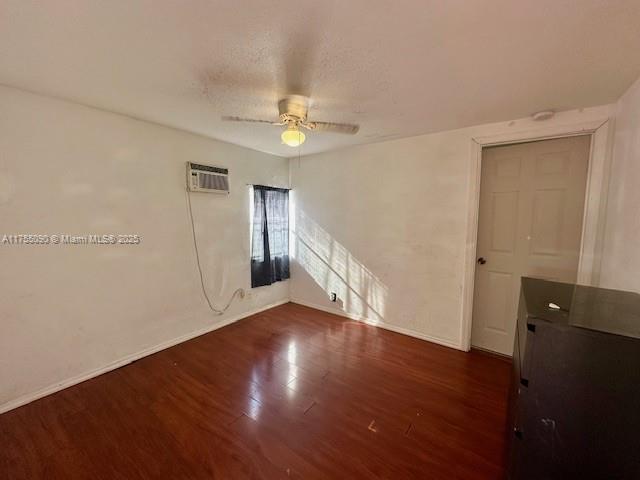 13491 Southwest 7th Place Davie, FL 33325 - Photo 5 of 21