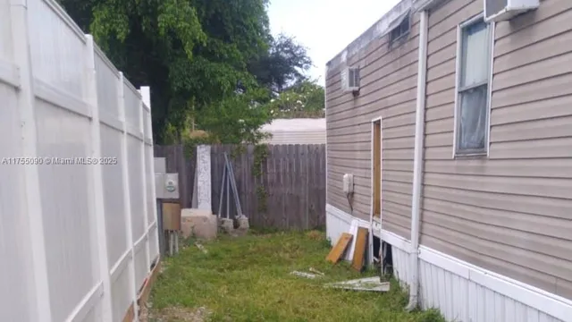 $320,000 | 13491 Southwest 7th Place, Davie, FL 33325