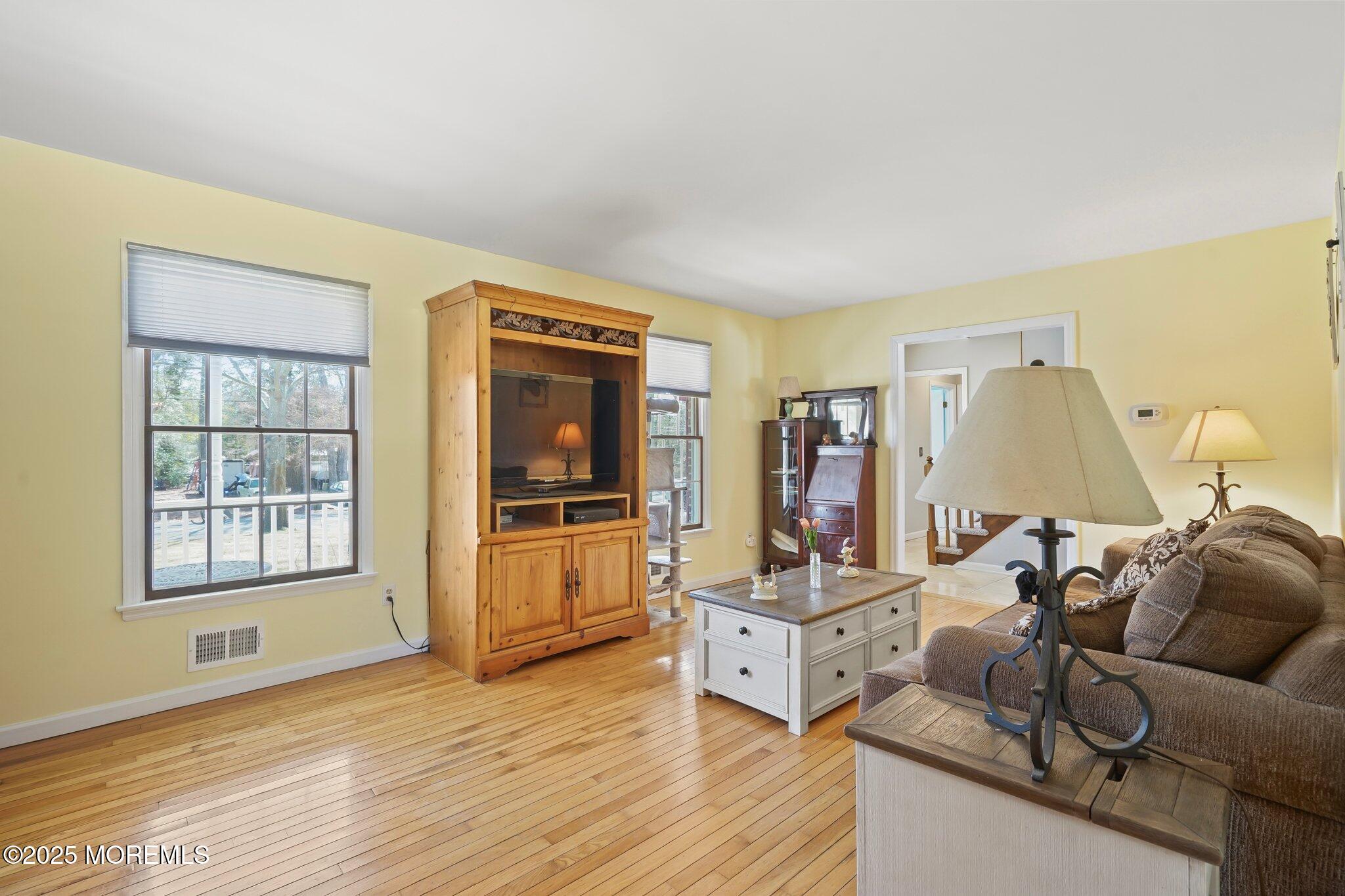 409 Birch Street Bayville, NJ 08721 - Photo 16 of 32 10-web-or-mls-DSC05632