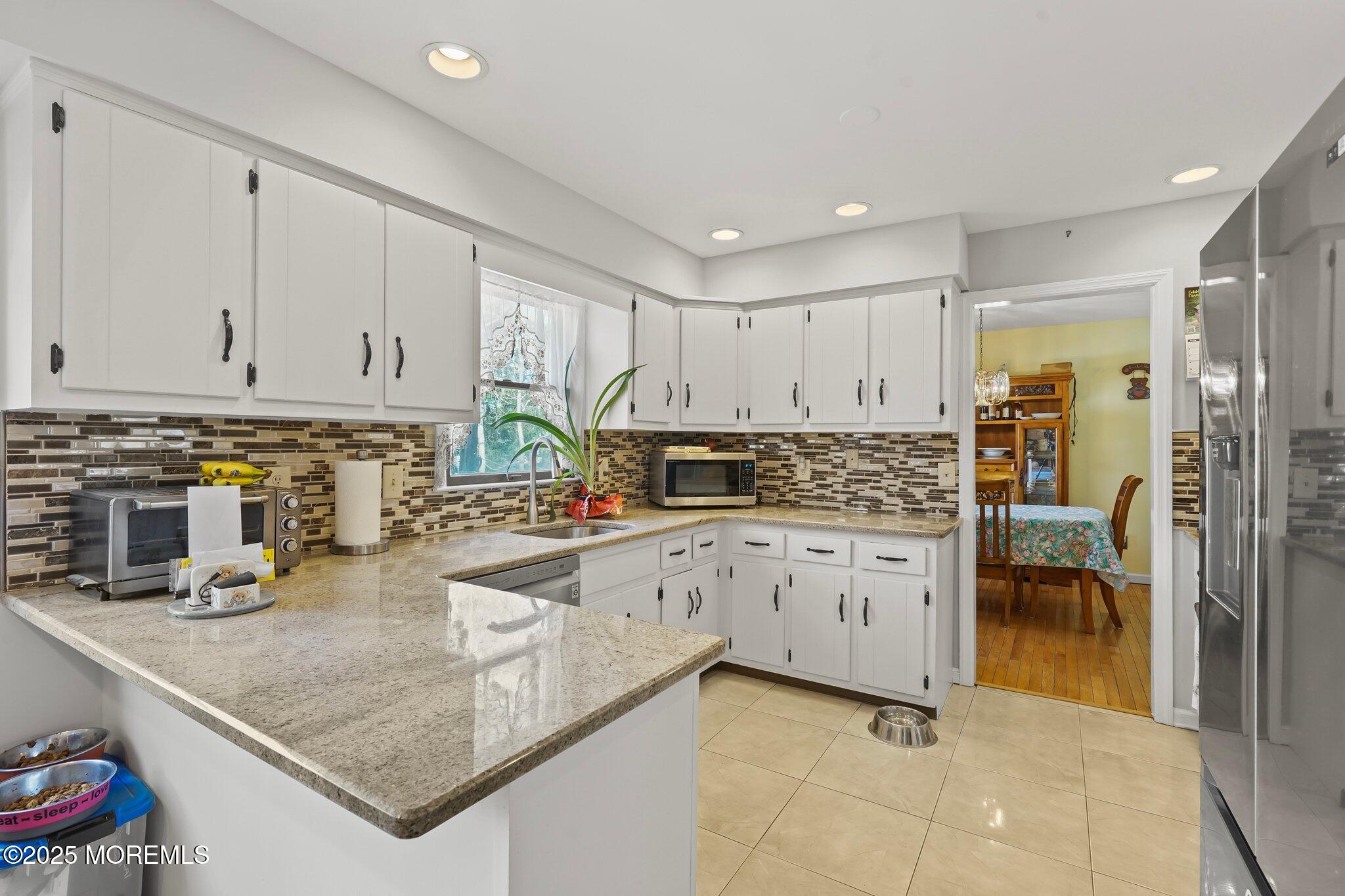 409 Birch Street Bayville, NJ 08721 - Photo 8 of 32 19-web-or-mls-DSC05692