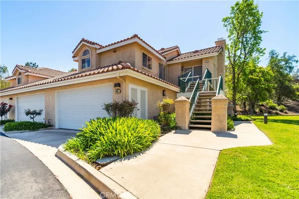 $680,000 | 498 Shelburne Lane, Unit B, Simi Valley, CA 93065