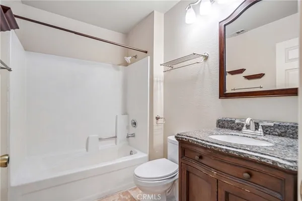 $680,000 | 498 Shelburne Lane, Unit B, Simi Valley, CA 93065