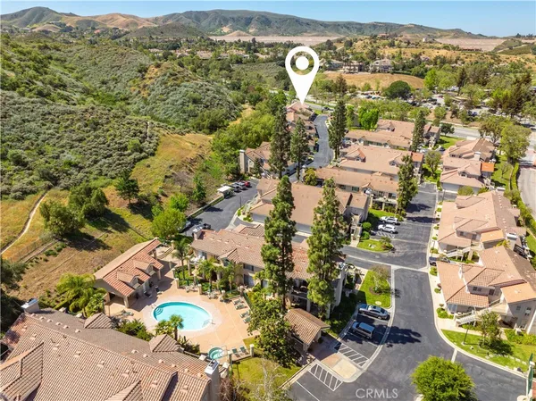 $680,000 | 498 Shelburne Lane, Unit B, Simi Valley, CA 93065