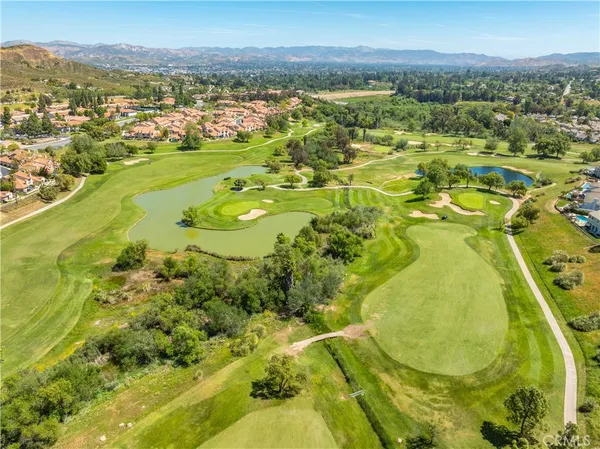 $680,000 | 498 Shelburne Lane, Unit B, Simi Valley, CA 93065