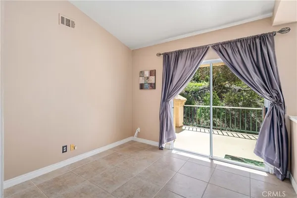 $680,000 | 498 Shelburne Lane, Unit B, Simi Valley, CA 93065