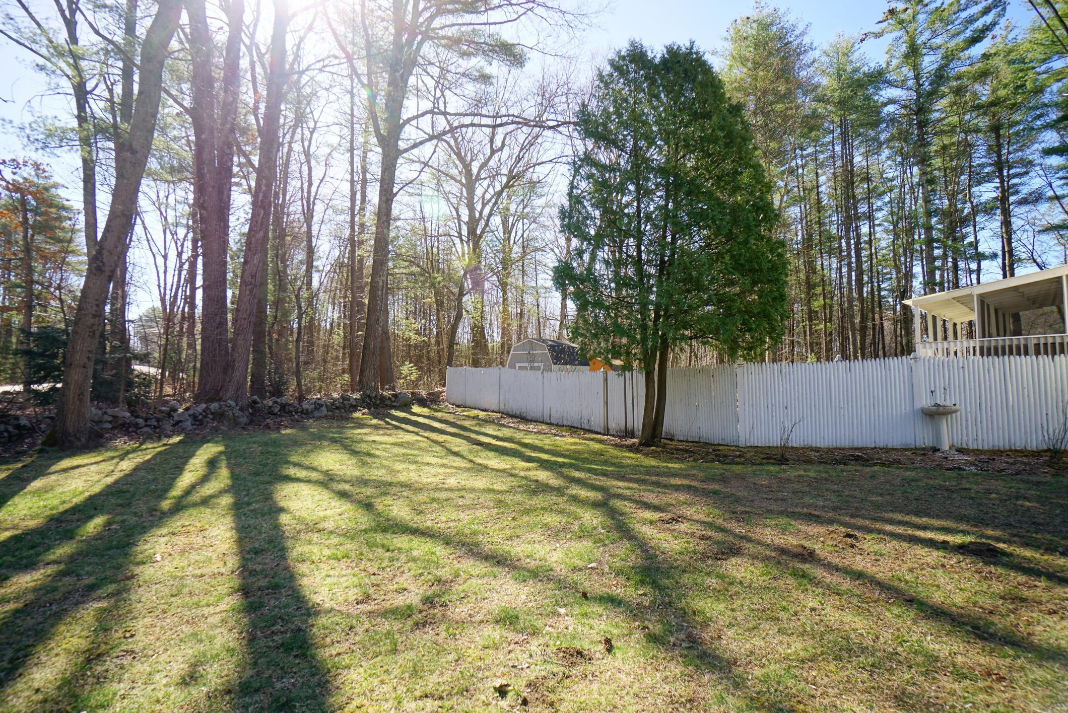 143 Litchfield Road Londonderry, NH 03053 - Photo 13 of 31