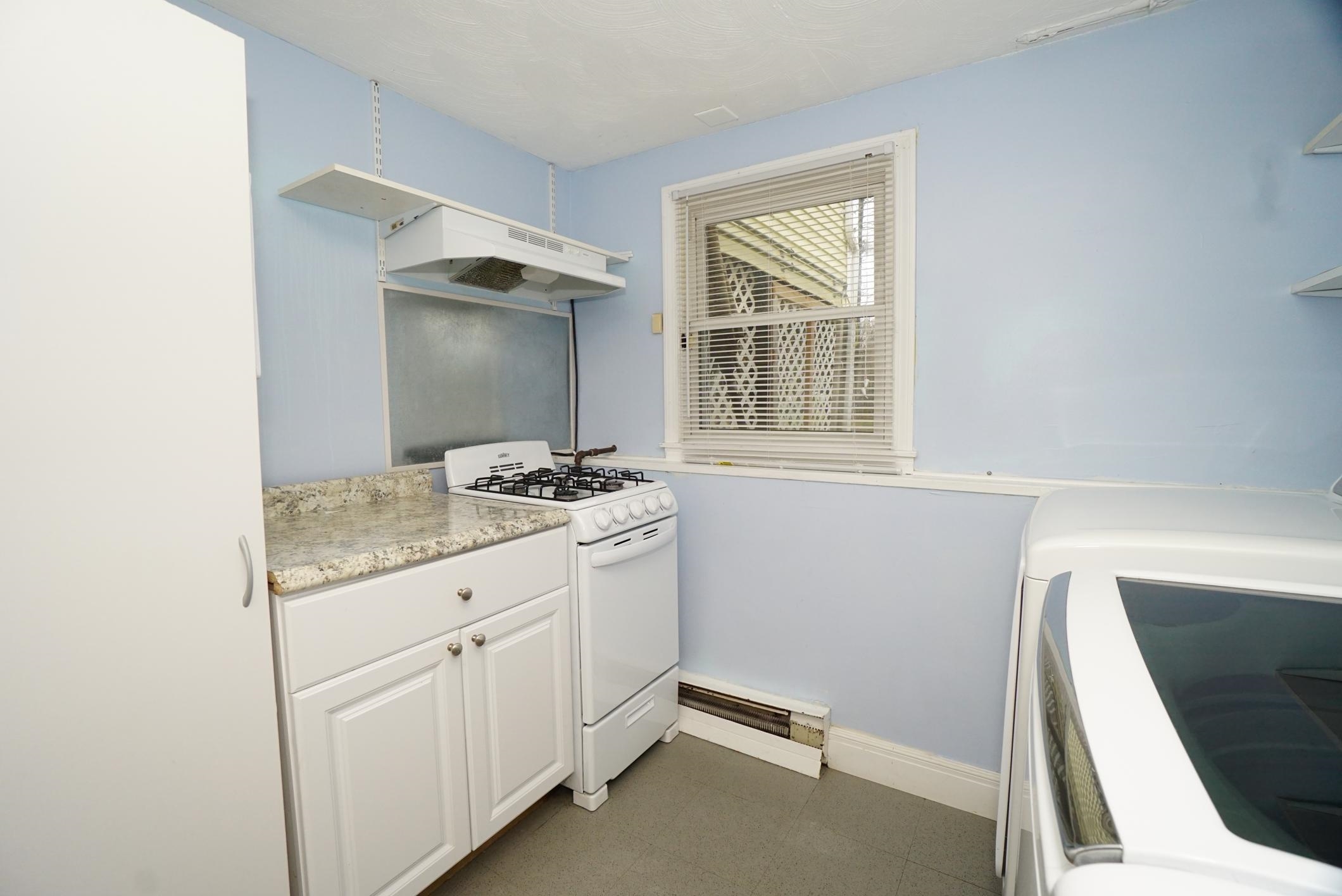 143 Litchfield Road Londonderry, NH 03053 - Photo 16 of 31