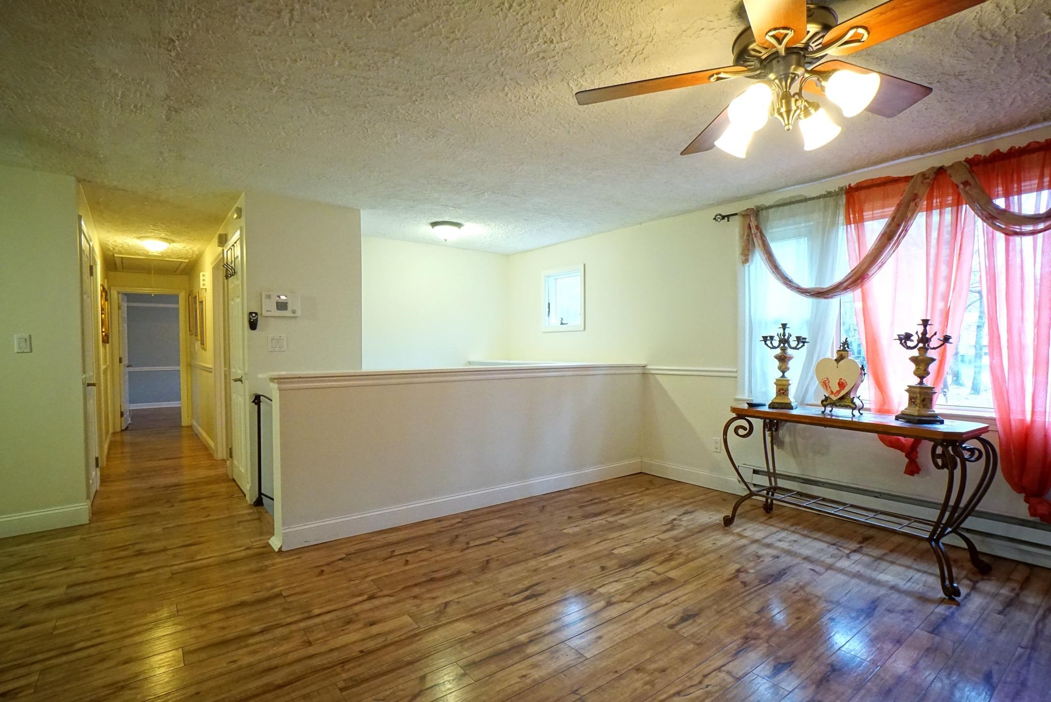 143 Litchfield Road Londonderry, NH 03053 - Photo 29 of 31