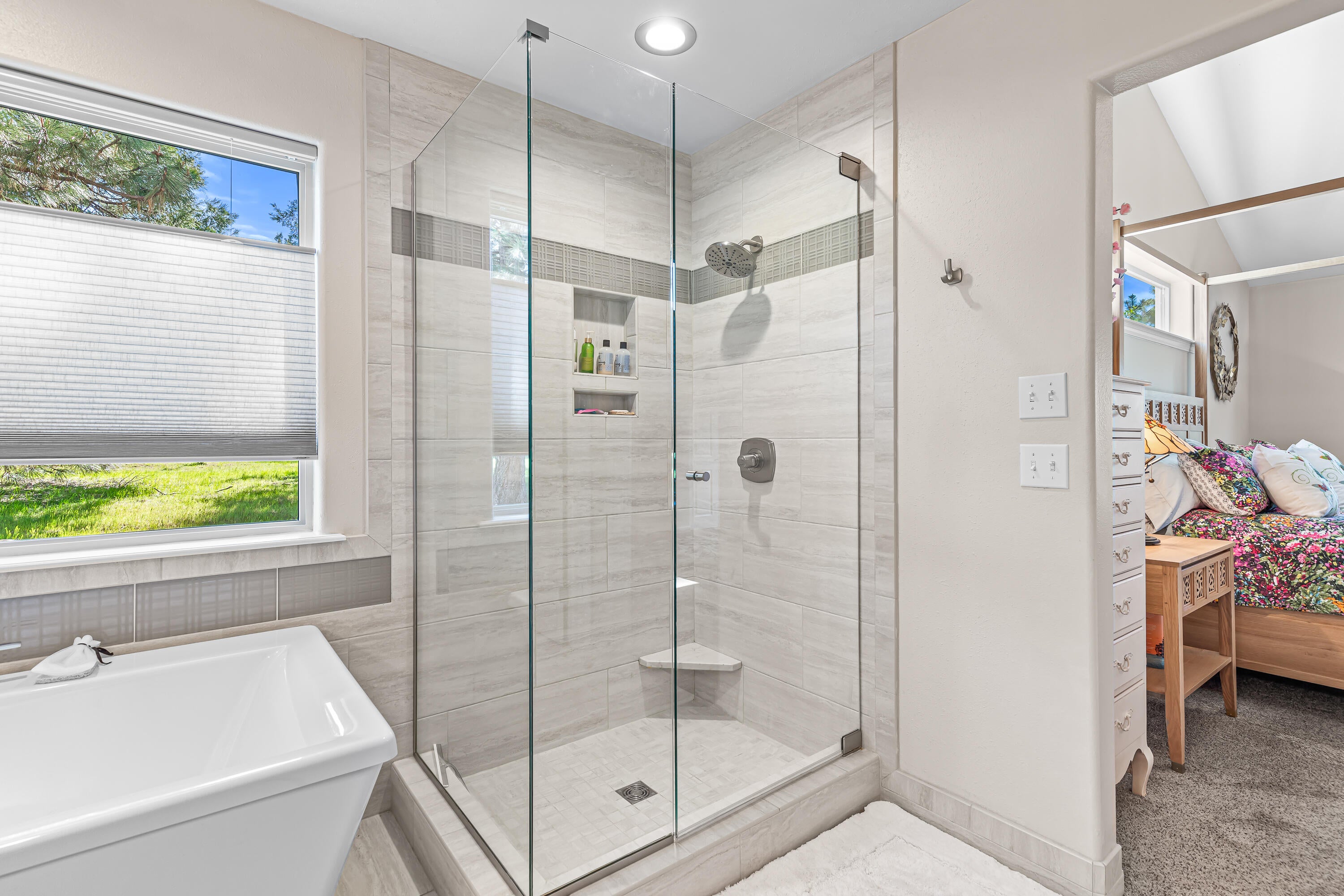6133 Cooper's Hawk Road Klamath Falls, OR 97601 - Photo 22 of 38 9R9A5648