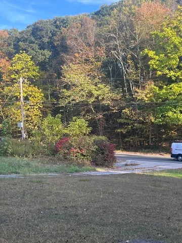 $300,000 | 1825 Quaker Street, Northbridge, MA 01534