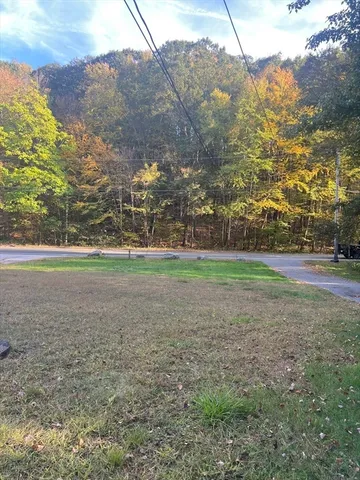 $300,000 | 1825 Quaker Street, Northbridge, MA 01534