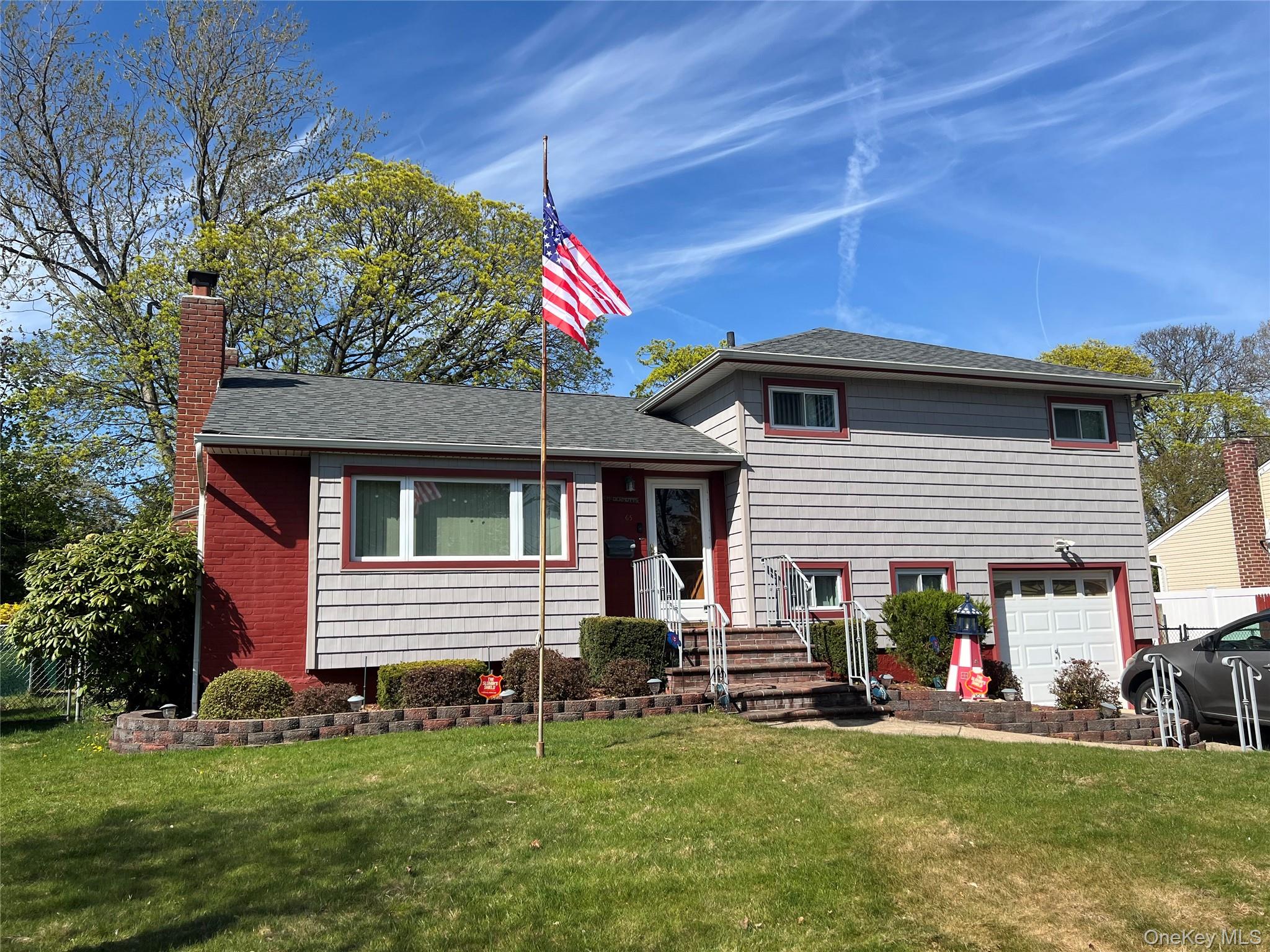 65 Thoreau Road North Babylon, NY 11703 - Photo 1 of 20