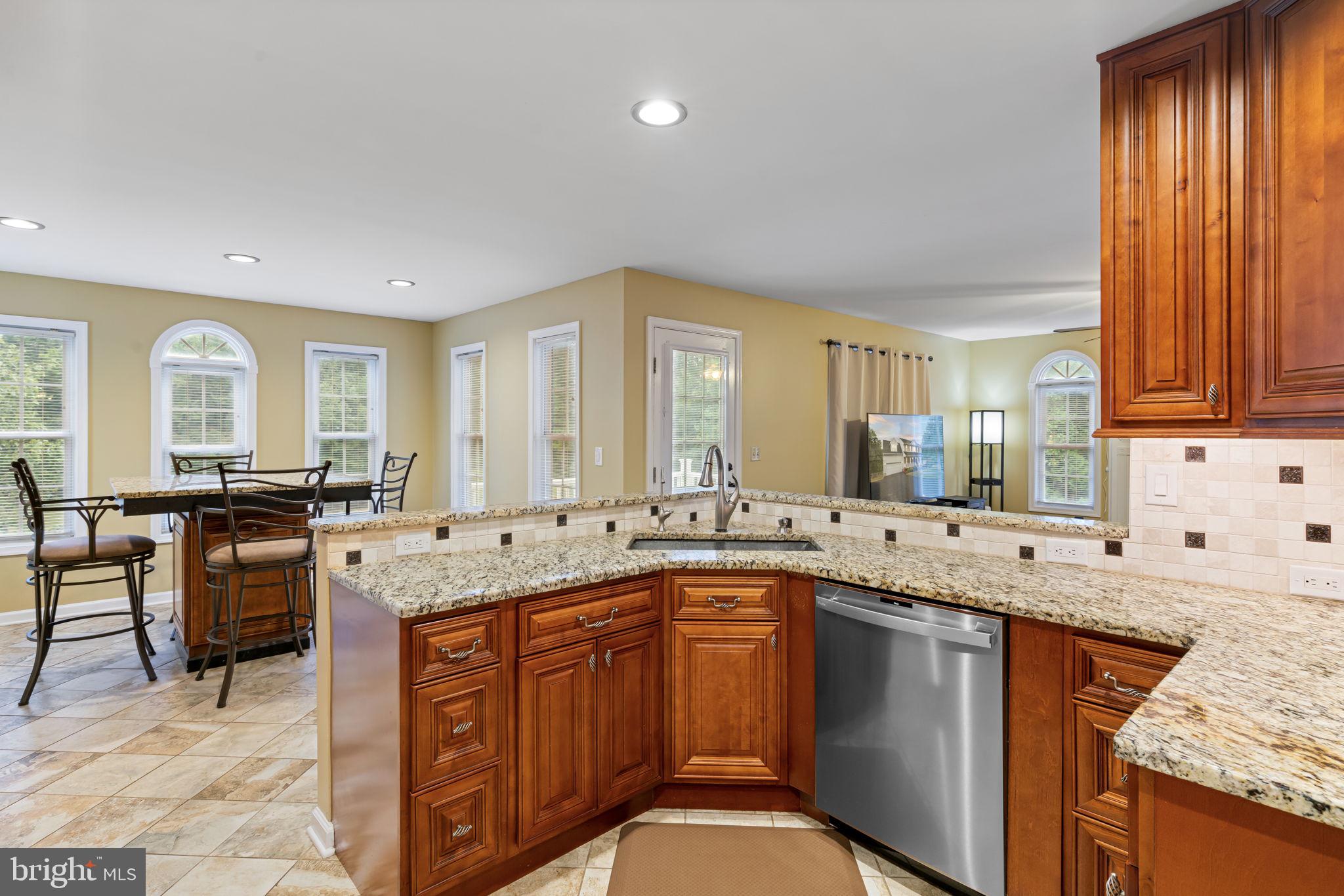 6647 Morris Road Spotsylvania, VA 22551 - Photo 15 of 57 Granite Countertops