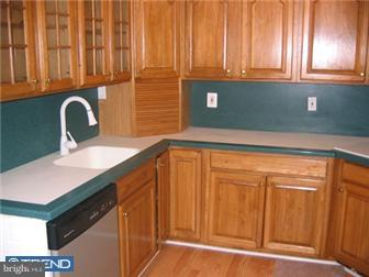 1688 Powell Road Brookhaven, PA 19015 - Photo 3 of 9